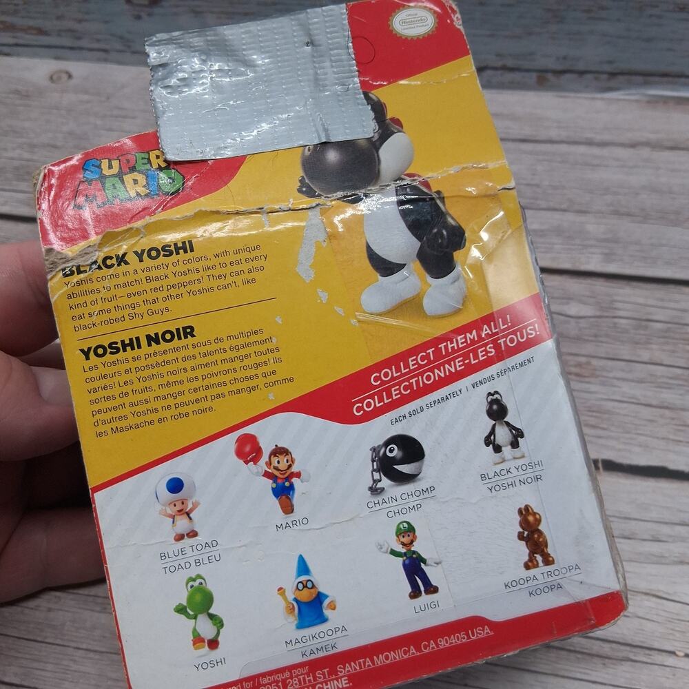 Super Mario Nintendo Exclusive Black Yoshi 2.5" Figure Jakks Pacific Damaged Box - Picture 14 of 15
